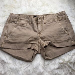 AE Khaki Shorties